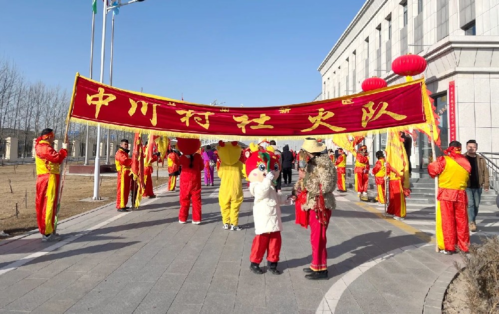 鼓聲震天迎新春，凝心聚力啟新程——甘肅前進(jìn)集團(tuán)傳祁甘味乳業(yè)喜迎社火表演